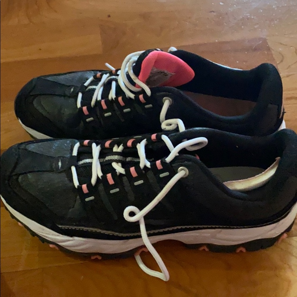 Girls shoes